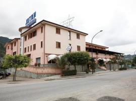 Hotel Canada, hotel in Falerna Marina