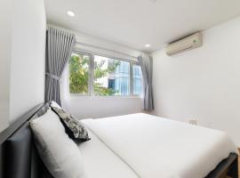 Tan Son Nhat Airport Apartment by SABAY, hotel cerca de Aeropuerto internacional de Tan Son Nhat - SGN, 