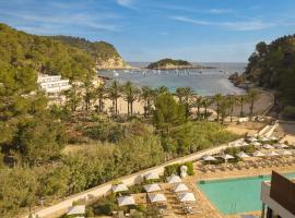 The Club Cala San Miguel Hotel Ibiza, Curio Collection by Hilton, Adults only – hotel w mieście Puerto de San Miguel