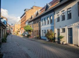 Townhouse mitt i centrala Malmö, hotel in Malmö