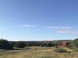 Cottonwood Creek Cabins - Alpine, TX, vila u gradu Alpajn