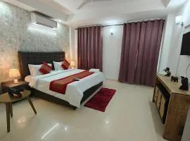 Fortune Home Service Apartment 4Bhk,J-45