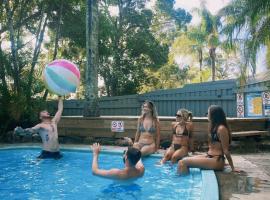 Nomads Noosa, hostel u gradu 'Noosa Heads'