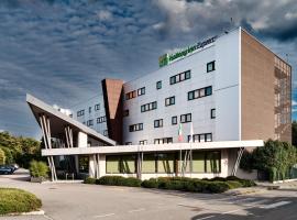 Holiday Inn Express Milan-Malpensa Airport, an IHG Hotel, viešbutis , netoliese – Milano Malpensos oro uostas - MXP