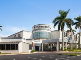 Doubletree by Hilton Fort Myers at Bell Tower Shops, viešbutis mieste Fort Majersas, netoliese – Pietvakarių Floridos tarptautinis oro uostas - RSW