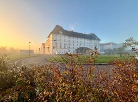 B&B HOTEL près de Disneyland Paris: Magny le Hongre'da bir otel