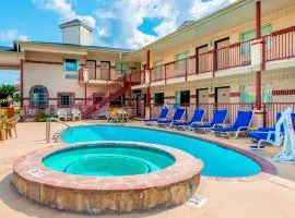 Hill Country Inn & Suites - New Braunfels, Gruene