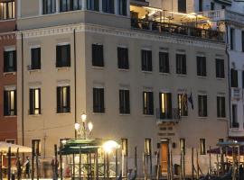 H10 Palazzo Canova, luxury hotel in Venice