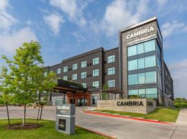 Cambria Hotel Austin Airport, khách sạn ở Austin