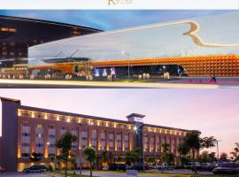 Royce Hotel & Casino, hotel barat a Clark