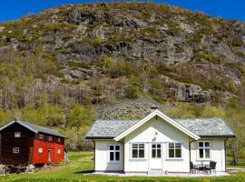 Nice Home In Hemsedal With Sauna, hotell i Hemsedal