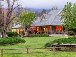 Sierra Sky Ranch, hotel sa Oakhurst