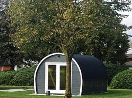 Camping POD 3 persoons Lindershoeve Bergeijk, minihytte i Bergeijk