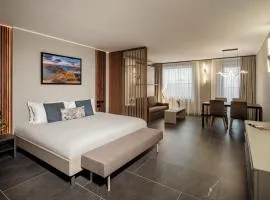 Isabella Suites