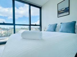 Modern stylish 3 bedroom condo - Parking, Gym, Pool, hotel i Sydney