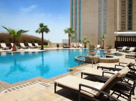 Sofitel Abu Dhabi Corniche, hotel em Abu Dhabi