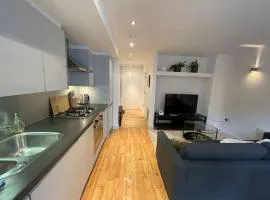 Fabulous Leeds City Center Urban Loft