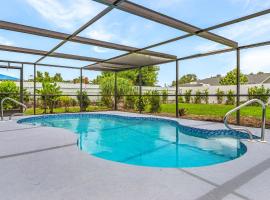 Sleek Cape Coral Vacation Rental with Private Pool – hotel w mieście Cape Coral