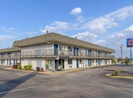 Motel 6-Topeka, KS - Northwest, hotel v destinácii Topeka v blízkosti letiska Forbes Field - FOE