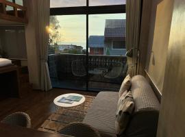 A-Lofts Sea Studio 2 Central & Stylish, Ferienwohnung mit Hotelservice in Dalumpinas Oeste