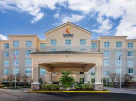 Comfort Inn & Suites Tavares North, hotelli kohteessa Tavares