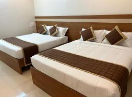 VAMANA INN by ANA HOLIDAYS Family Room AC, hotel blizu aerodroma Aerodrom Tirupati - TIR, Tirupati