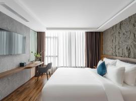 Kin Hotel Thai Van Lung، فندق في Japanese  Area، مدينة هوشي منه