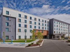 Courtyard by Marriott Petoskey at Victories Square, Hotel in Petoskey