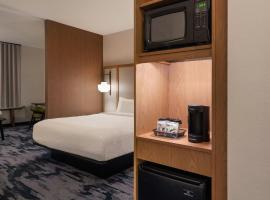 Fairfield Inn & Suites by Marriott Cleveland Tiedeman Road, hotel en Brooklyn