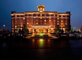 Courtyard Columbus Easton, hotel cerca de Aeropuerto internacional de Port Columbus - CMH, Columbus