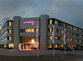 Moxy Amsterdam Schiphol Airport, hotel sa Hoofddorp