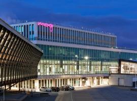 Moxy Lyon Airport, viešbutis mieste Saint-Exupéry