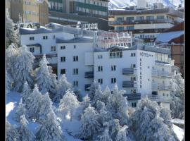 Hotel Nevasur, hôtel à Sierra Nevada