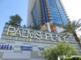 Palms Place Suite with Strip View