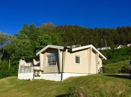 Villa Haudalan Åndalsnes, cottage in Åndalsnes