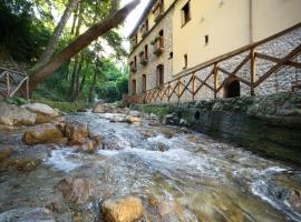 Dimora Storica Hotel Maccarunera, hotel in Campagna