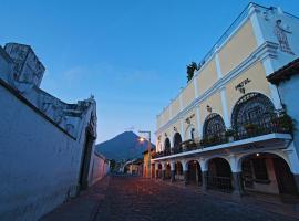 Hotel La Sin Ventura, hótel í Antigua Guatemala