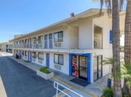 Motel 6-San Ysidro, CA - San Diego - Border, hotel di San Ysidro