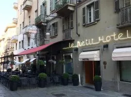 Le Petit Hotel