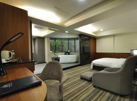 Sun Sweet Hotel، فندق في ليودونغ