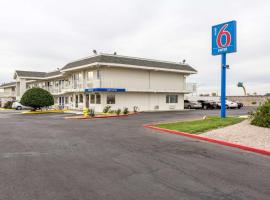 Motel 6-Albuquerque, NM - South - Airport, viešbutis , netoliese – Albukerkės tarptautinis Sunport oro uostas - ABQ