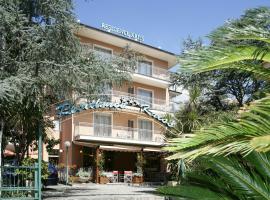 Residence Hotel Kriss, aparthotel in Deiva Marina