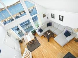 Silent Seaview Luxury Apartment Grasholmen, hotell i Stavanger