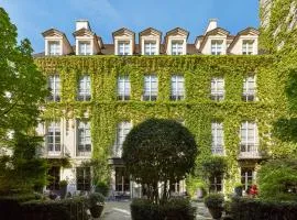 Le Pavillon de la Reine & Spa, Place des Vosges