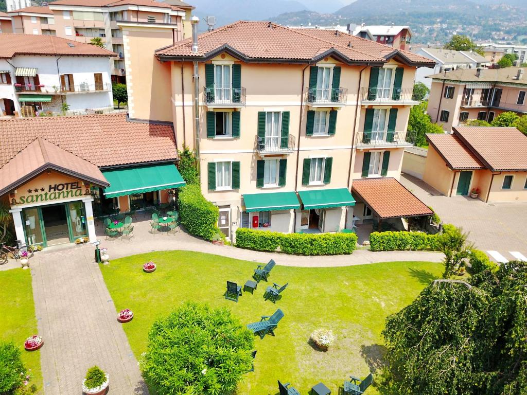 an aerial view of a building with a yard at Santanna in Verbania