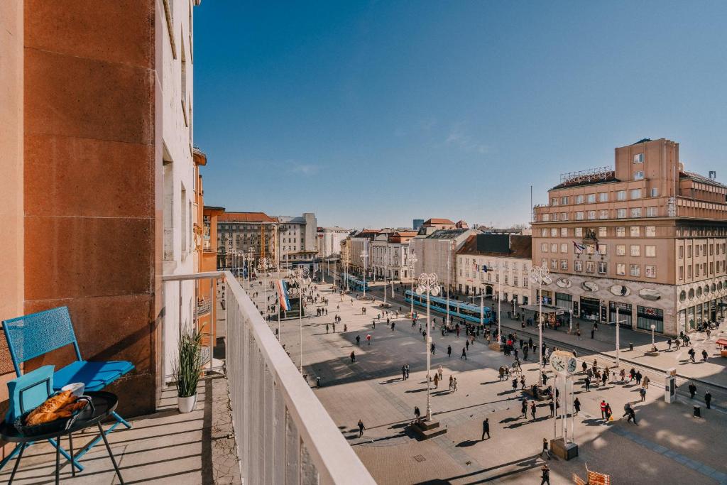 Pogled na grad 'Zagreb' ili pogled na grad iz smještaja s doručkom