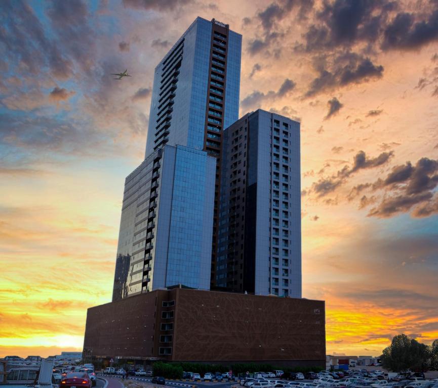 El edificio en el que está el aparthotel