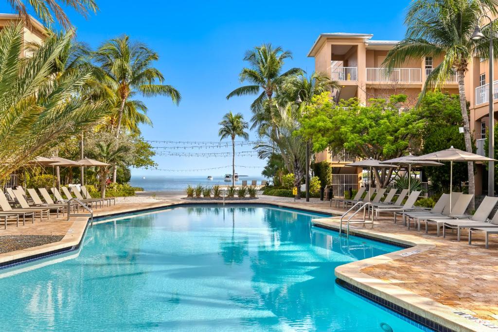 Kolam renang di atau di dekat Beachside Resort & Residences