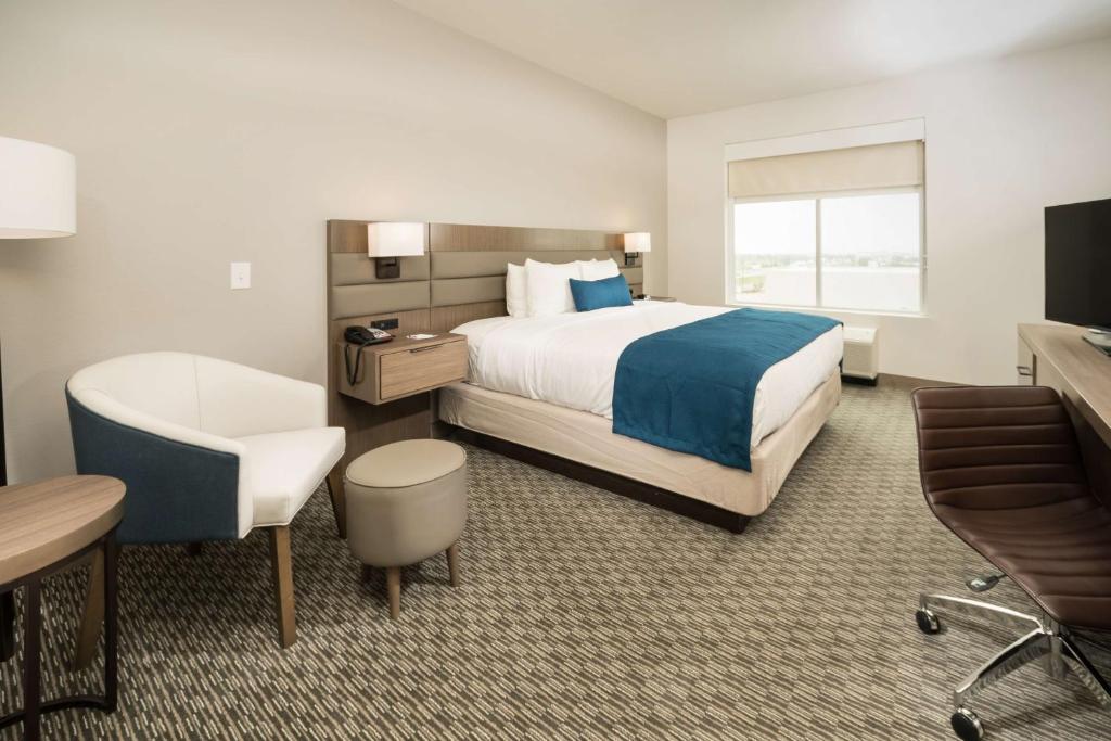 Кровать или кровати в номере Best Western Plus Executive Residency Austin - Round Rock