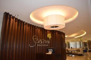 Lobby/Rezeption in der Unterkunft Paradise Elite Hotel Al-Tahlia Jeddah